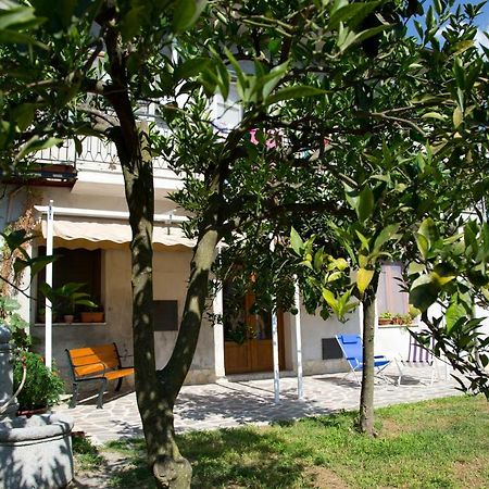 Il Moro Bianco Bed and Breakfast Teano Exterior foto